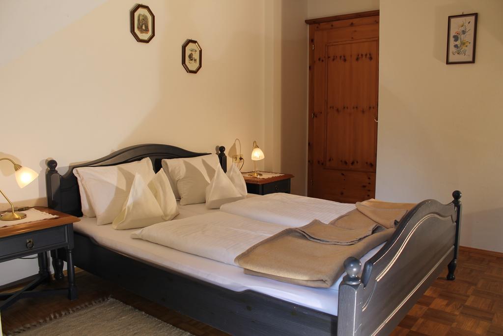 Haralds Ferienwohnungen Bad Kleinkirchheim Phòng bức ảnh
