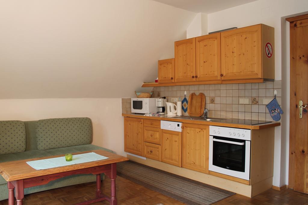 Haralds Ferienwohnungen Bad Kleinkirchheim Phòng bức ảnh
