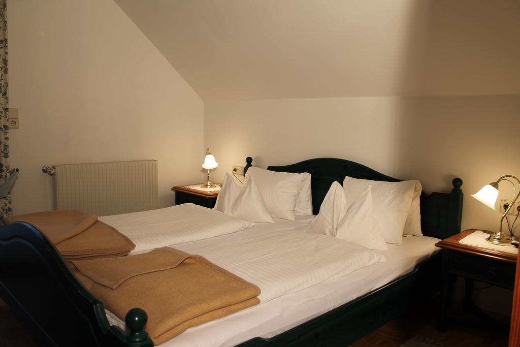 Haralds Ferienwohnungen Bad Kleinkirchheim Phòng bức ảnh